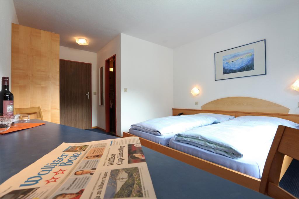 Hotel Garni Domino Saas Fee Dış mekan fotoğraf